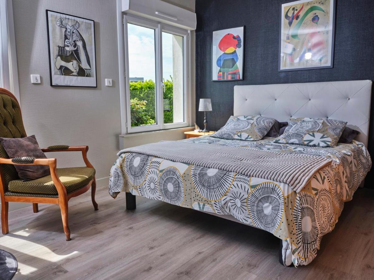 Les Roses Bed & Breakfast Santec ภายนอก รูปภาพ