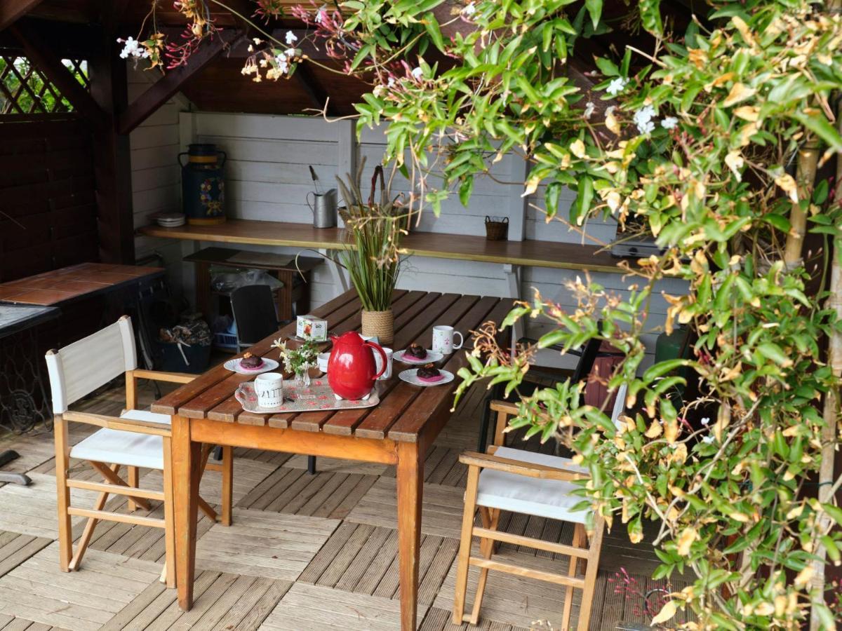 Les Roses Bed & Breakfast Santec ภายนอก รูปภาพ