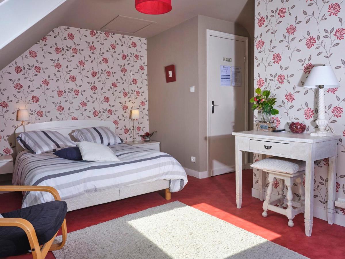Les Roses Bed & Breakfast Santec ภายนอก รูปภาพ